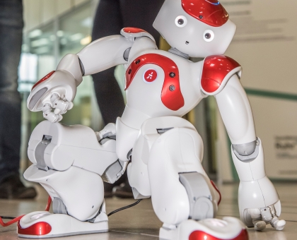 Lass den Beno tanzen - Robotik mit dem humanoiden NAO-Roboter